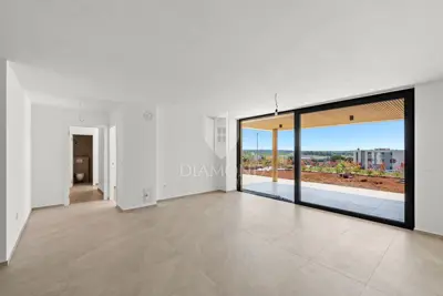 Apartment 112,82 m², Novigrad - garden 180,90 m² and terrace - 4