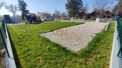 Poljoprivredno zemljište 405 m², Peroj - ograđeno i uređeno - 4