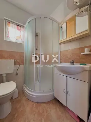 House 60 m², Zaton near Nin - 2 apartments - 8
