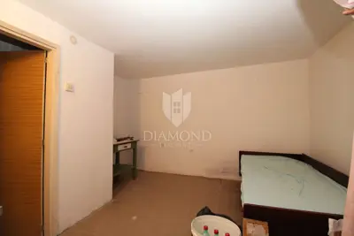 80 m² apartment, Marčeljeva Draga, sea view - 12