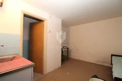 80 m² apartment, Marčeljeva Draga, sea view - 13