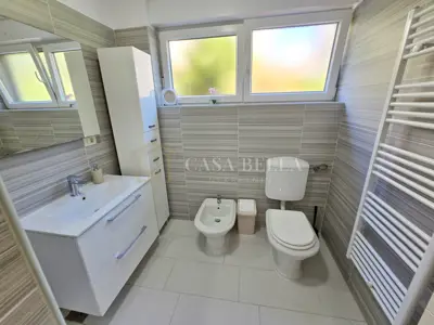 Wohnung zur Miete in Doričići, 95 m² - 15