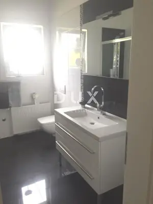Haus 220 m², Premantura - 600 m vom Strand - 15