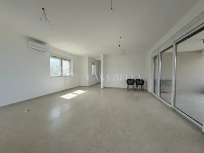 House for sale in Njivice, 73 m² - 3