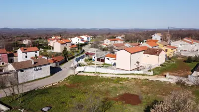 Building plot 792 m², Smoljanci - quiet location - 4