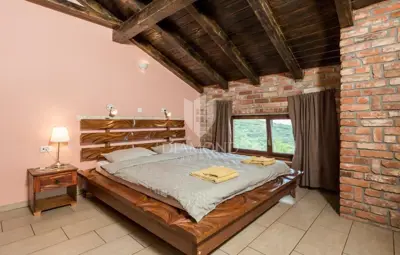 Estate 564 m², Veprinac - peace, privacy and investment potential - 14