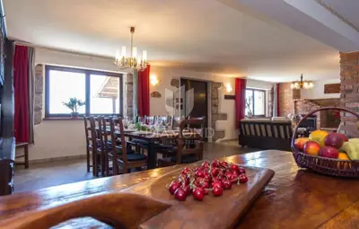 Estate 564 m², Veprinac - peace, privacy and investment potential - 7
