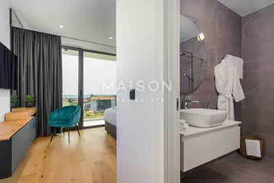 Villa 400 m², Medulin - sea view and infinity pool - 19