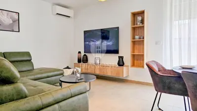 Umag okolica, predivna samostojeća kuća 260 m² sa bazenom - 2