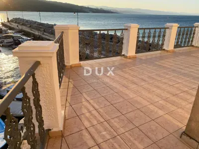 Villa 240 m², Volosko - erste Reihe zum Meer und freier Blick