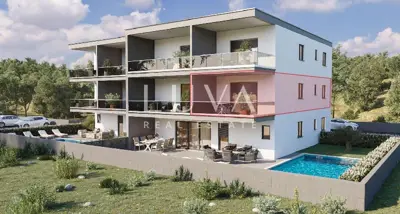 Stan 78 m², Novigrad - pogled na more i terasa 10 m²
