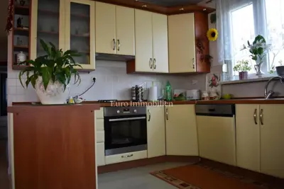 Kuća u Vrsi, 495 m², 150 m od mora i pogled na more - 8