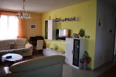 Kuća u Vrsi, 495 m², 150 m od mora i pogled na more - 5