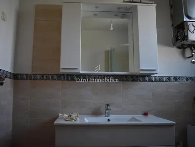 Kuća u Vrsi, 495 m², 150 m od mora i pogled na more - 16