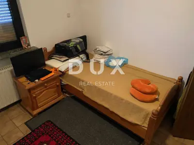 Haus 270 m², Viškovo - 3 Etagen und Hofgebäude - 13