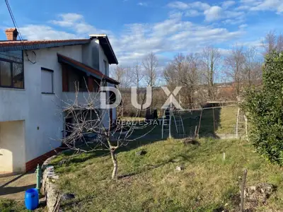 Haus 270 m², Viškovo - 3 Etagen und Hofgebäude - 5