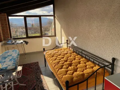 Haus 270 m², Viškovo - 3 Etagen und Hofgebäude - 22