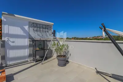 Penthouse 90 m², Pula Centar - krovna terasa 45 m² - 6