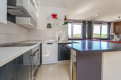 Penthouse 90 m², Pula Centar - krovna terasa 45 m² - 9
