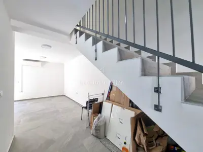 House 187 m², Poreč - quiet location and garden 200 m² - 13