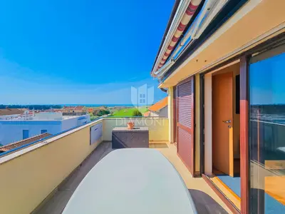 Novigrad, stan s pogledom na more 200 metara do plaže! - 7