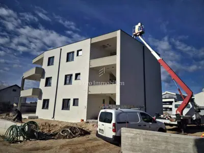 Apartment in Vodice, 2 bedrooms, covered terrace - 4