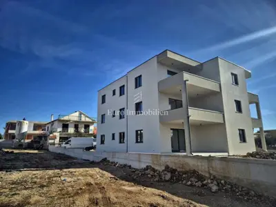 Apartment in Vodice, 2 bedrooms, covered terrace - 2