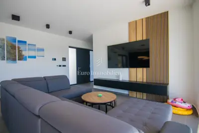 Nova moderna kuća - okolica grada Krka - 9