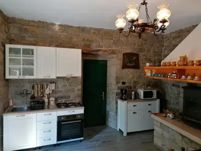 Steinhaus 57 m², Buzet - umgeben von Natur - 11