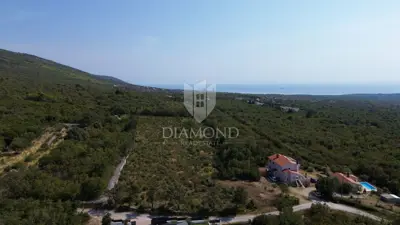Građevinsko zemljište 4.154 m², Labin - otvoren pogled - 2