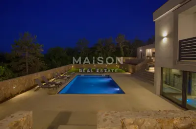 Krk Island, impressive villa with two pools surrounded by greenery - 7