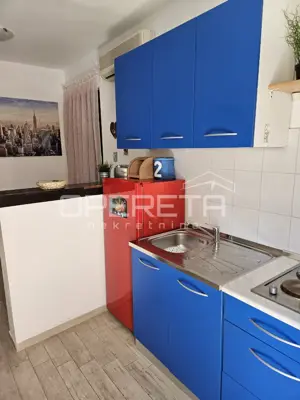 Haus 412 m², Novalja - 5 Wohneinheiten und Parkplatz - 14
