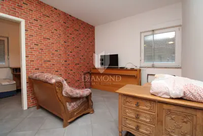 Stan 74 m², Dražice - prizemlje, terasa i parkirno mjesto - 5