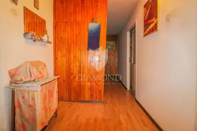 Kuća 138 m², centar Buja - vrt i terasa - 6