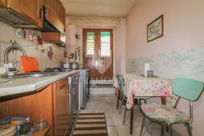 Kuća 138 m², centar Buja - vrt i terasa - 3
