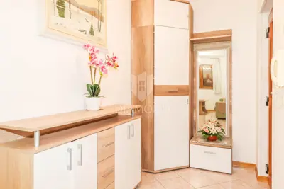 New apartment with parking in a prime location - 9