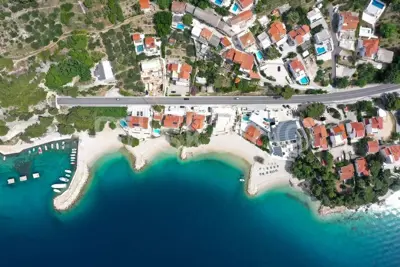 Kuća 294 m², Medići - 50 m od mora i plaže - 22