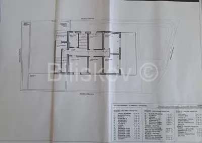 Kuća 294 m², Medići - 50 m od mora i plaže - 25