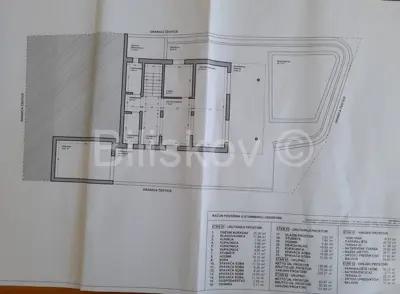 Kuća 294 m², Medići - 50 m od mora i plaže - 24
