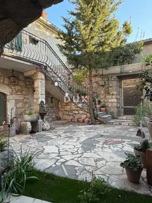 House 140 m², Grižane-Belgrad - stone and renovated - 2