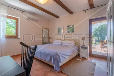 Villa 226 m², Svetvinčenat - pool and landscaped garden - 14