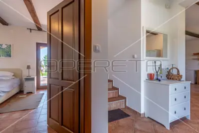 Villa 226 m², Svetvinčenat - pool and landscaped garden - 12