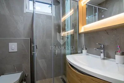 House for sale in Porat i Vantačići, 146 m² - 13