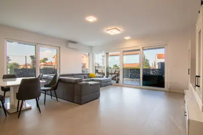 House for sale in Porat i Vantačići, 146 m² - 19