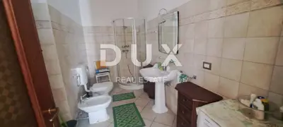 Steinhaus 250 m², Poreč - in unmittelbarer Nähe zu den Stränden - 9
