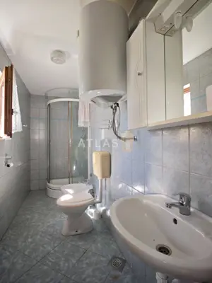 Häuschen 92 m², Razloge - in der Nähe der Quelle der Kupa - 10