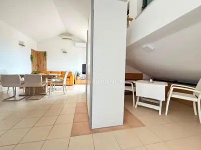 Stan 61 m², Novalja - panoramski pogled na more - 8