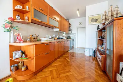 For sale, Zagreb, Pantovčak, semi-detached house, 8 VPM, garden - 10