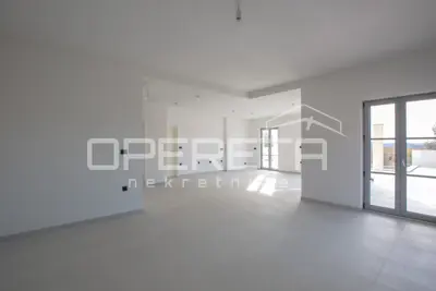 House for sale in Sveti Lovreč, 210 m² - 6