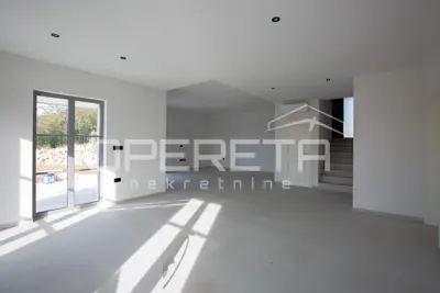House for sale in Sveti Lovreč, 210 m² - 8
